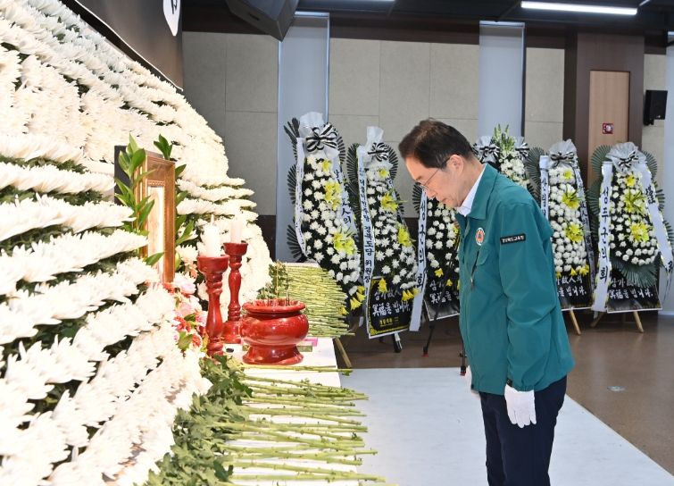 의성 산불 헬기 순직 고 박현우 기장 애도