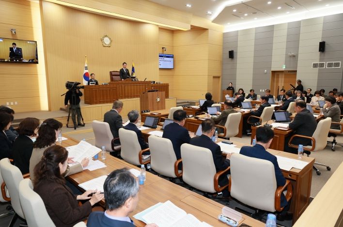 제282회 예천군의회 제2차 정례회 개회