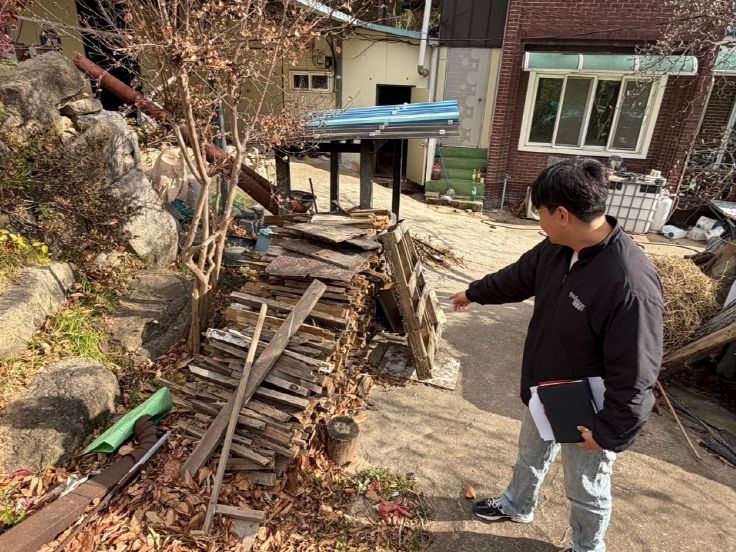 포항시는 지난달 17일부터 소나무류 이동에 대한 집중 지도를 실시하고 있다고 3일 밝혔다.