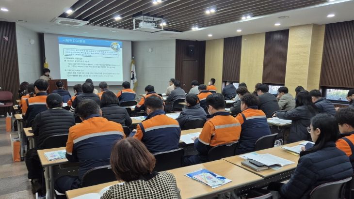 포항시는 4일 ‘고용위기 선제대응지역’ 지원제도 합동 기업설명회를 개최했다.