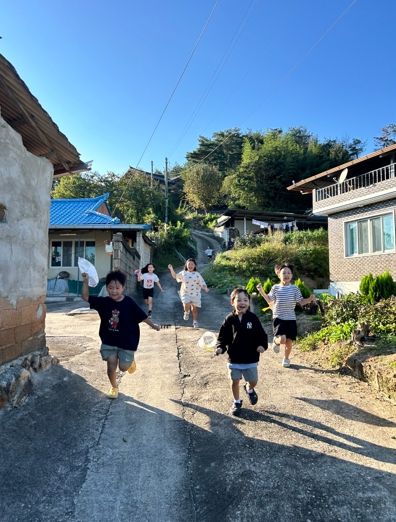 보건복지부 주관 2025년 마을돌봄 사업 사진 공모전 ‘대상’ 수상작