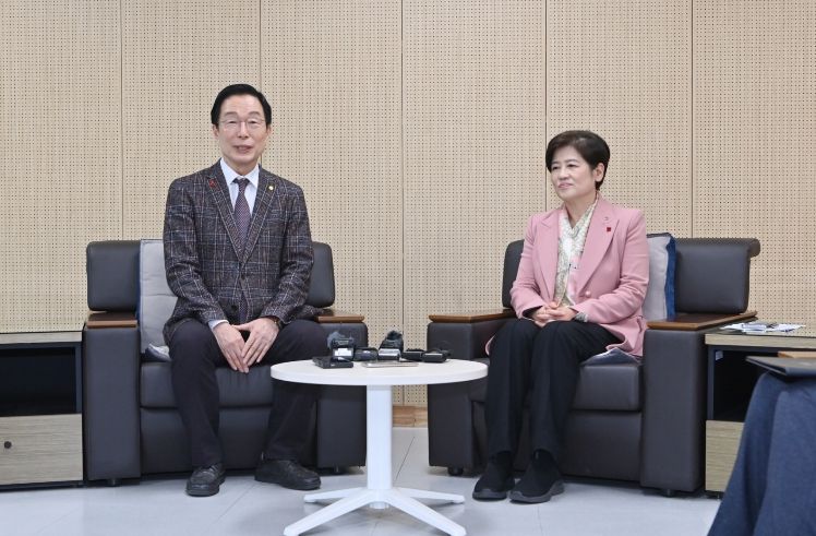 경북교육청, 대구?경북 행정통합 관련 교육 현안 정책 협의(교육자치 보장·교육재정 안정성 등 교육 분야 공통 입장 논의)